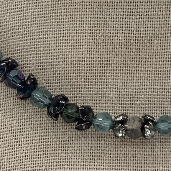 1855. Elegant Black & Aquamarine Choker Necklace & Earring Set EUC - Picture 2 of 3